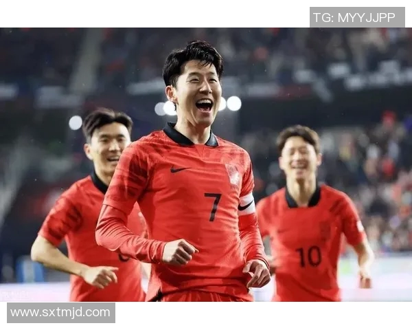 韩国9号球衣足球明星的辉煌历程与传奇瞬间揭秘 韩国9号球衣足球明星的辉煌历程与传奇瞬间揭秘