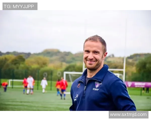 法国足球明星黑白配的传奇故事与辉煌成就探秘