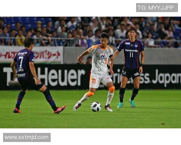 冈山绿雉与横滨队激战正酣比分悬念引人关注